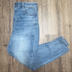 High Rise AE Light Wash Skinny Jeans